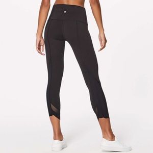 Lululemon Wunder Under WU Crop Scallop 💗